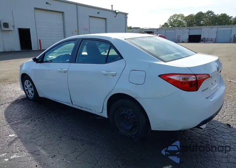 2017 Toyota Corolla L z USA, uszkodzony, nr VIN 2T1BURHE6HC922694